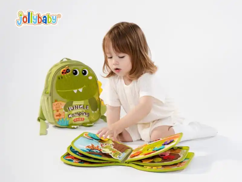 Jollybaby闪耀CBME 2025:7大新品全球首发,荣膺年度品牌跃升势能大奖!